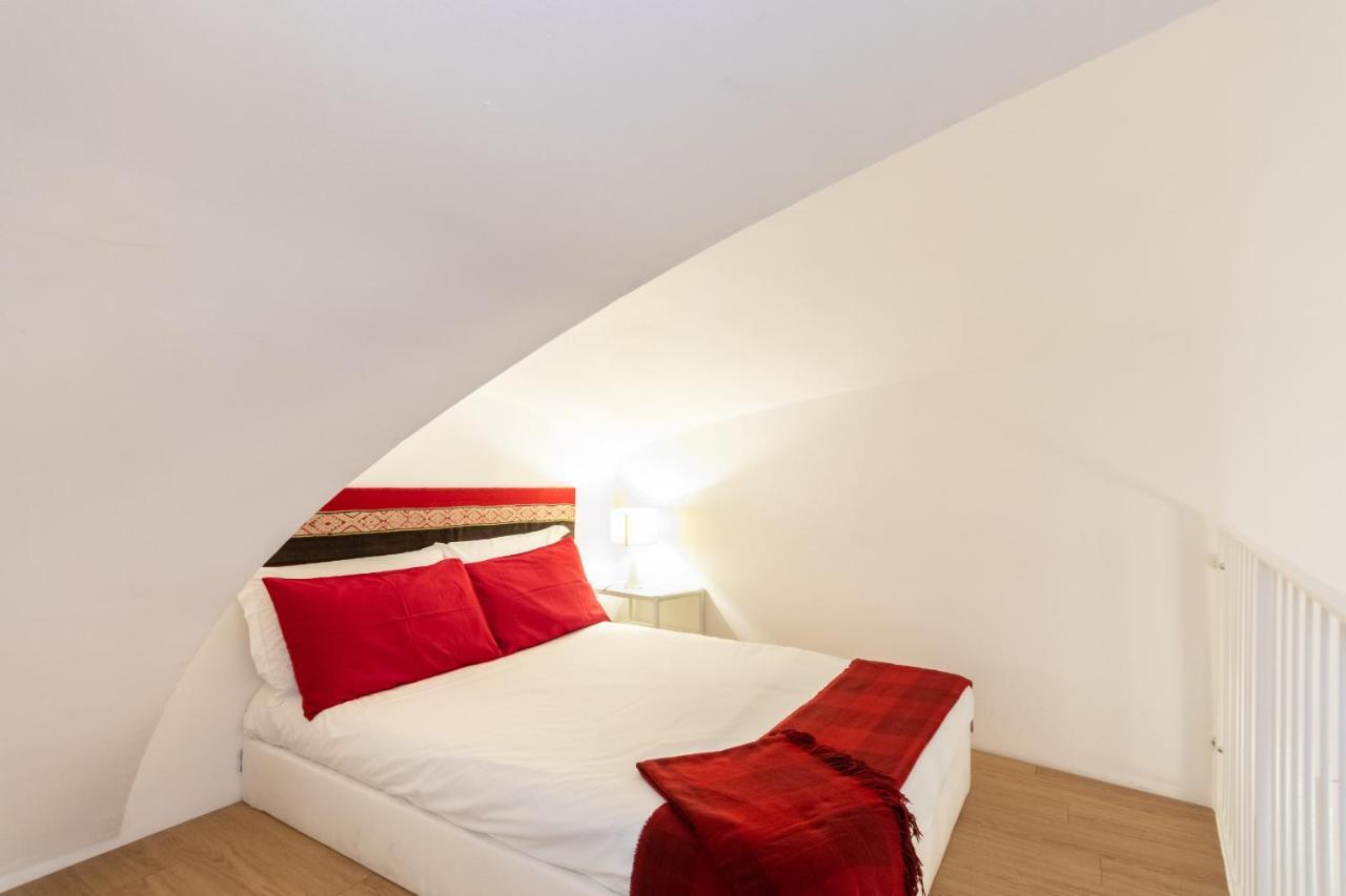 Charming Studio Near Piazza Castello By Wonderful Italy トリノ エクステリア 写真