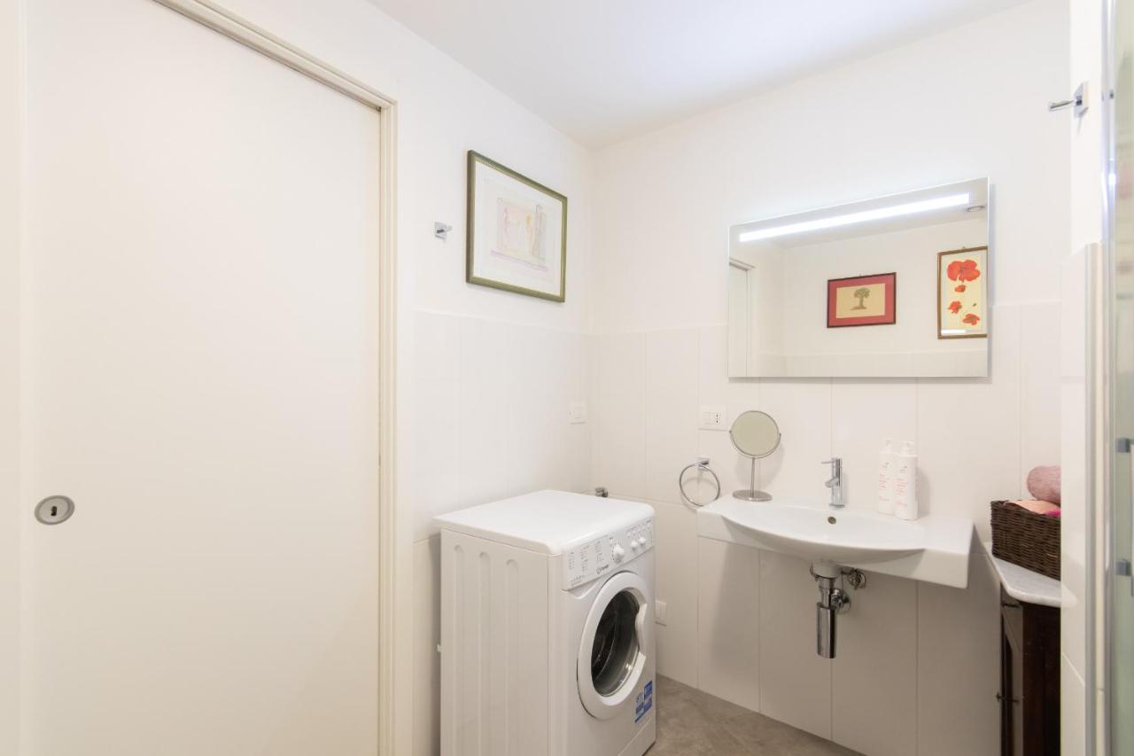 Charming Studio Near Piazza Castello By Wonderful Italy トリノ エクステリア 写真
