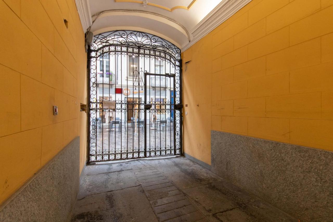 Charming Studio Near Piazza Castello By Wonderful Italy トリノ エクステリア 写真
